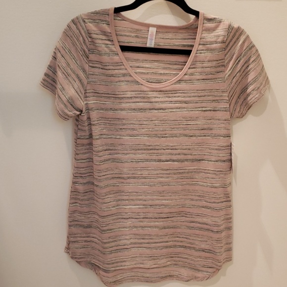 LuLaRoe Tops - LuLaRoe Classic T